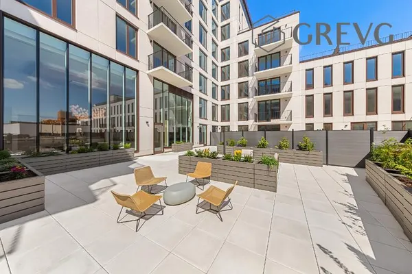 $3,575 | 30-55 Vernon Boulevard, Unit 5N | Astoria