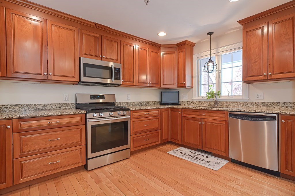 8 Dexter Road, Unit 8 Foxboro, MA 02035 - Photo 7 of 42 Gallery Image 7