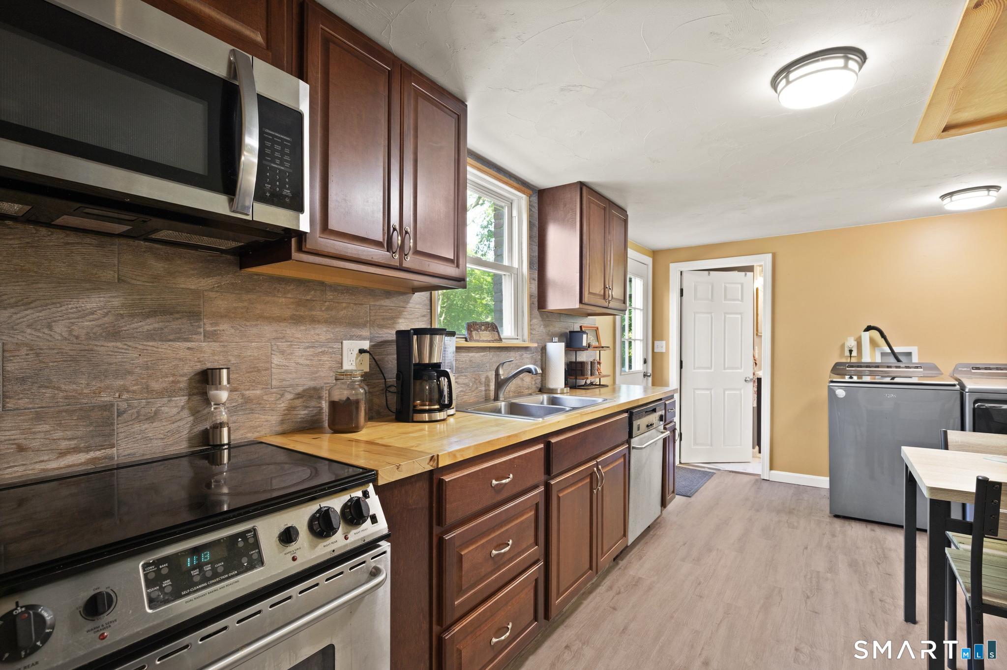 16 Baker Street Killingly, CT 06239 - Photo 15 of 23
