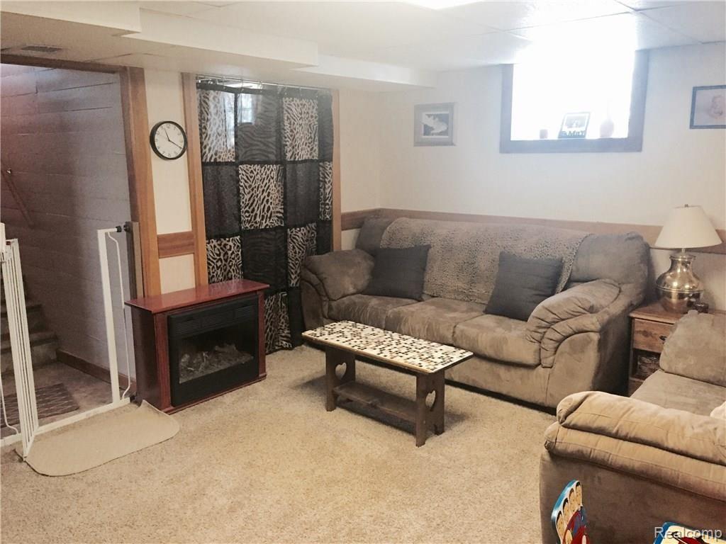135 Riverside Drive Mount Clemens, MI 48043 - Photo 47 of 54 Gallery Image 47