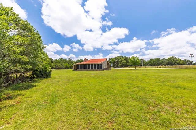 $995,000 | 479 Park Road 23, Blanco, TX 78606