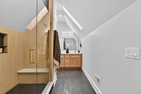 $850,000 | 3642 North Sawyer Avenue, Chicago, IL 60618