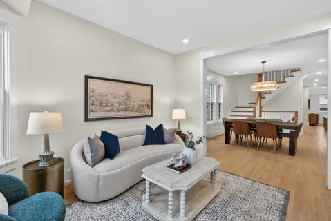 $850,000 | 3642 North Sawyer Avenue, Chicago, IL 60618