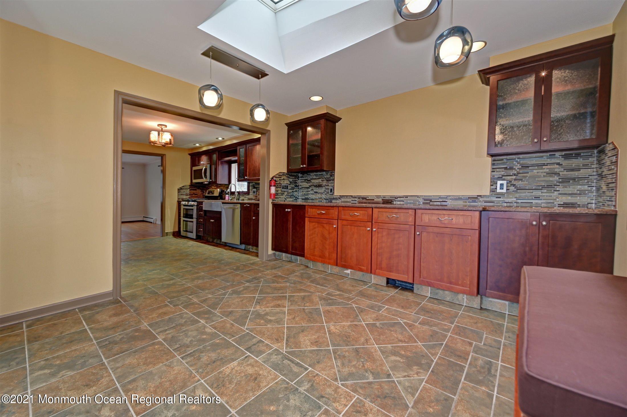 211 Milford Road Neptune Township, NJ 07753 - Photo 13 of 32 13-Dining