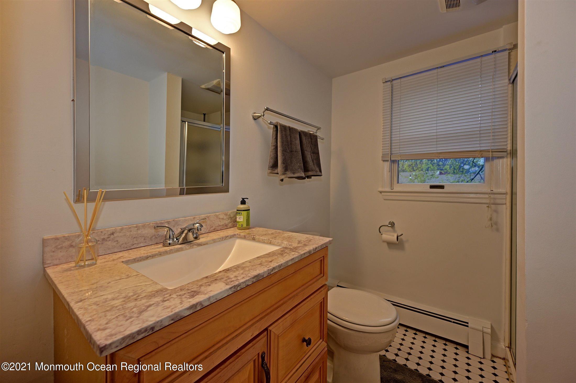 211 Milford Road Neptune Township, NJ 07753 - Photo 20 of 32 20-Full Bath