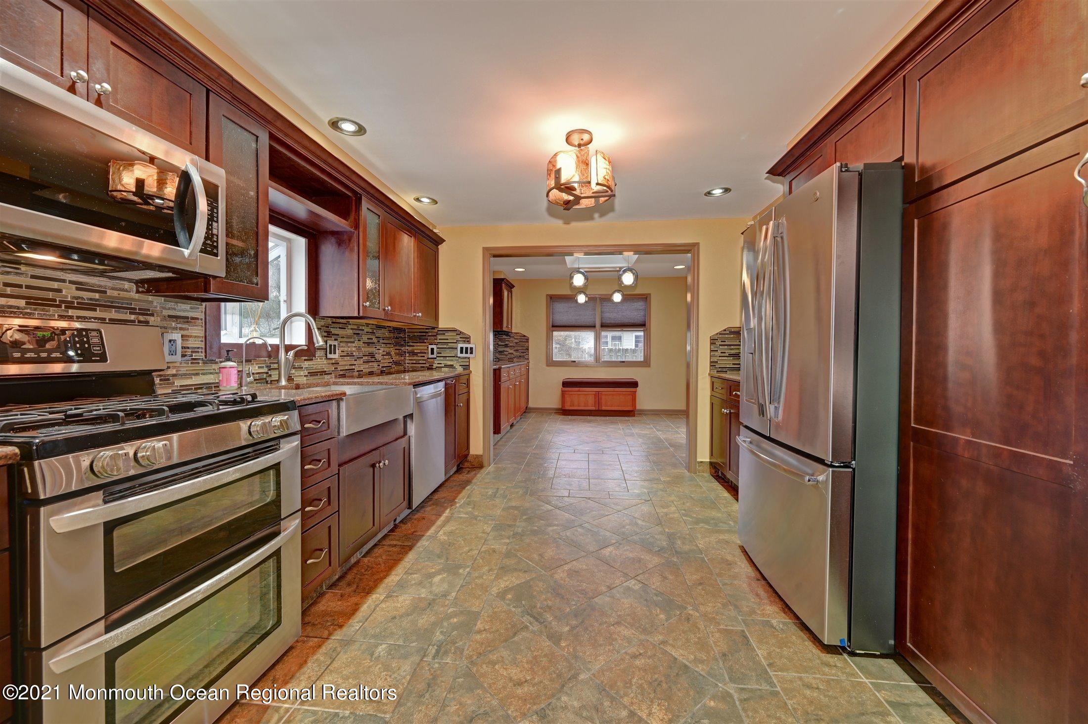 211 Milford Road Neptune Township, NJ 07753 - Photo 7 of 32 07-Kitchen