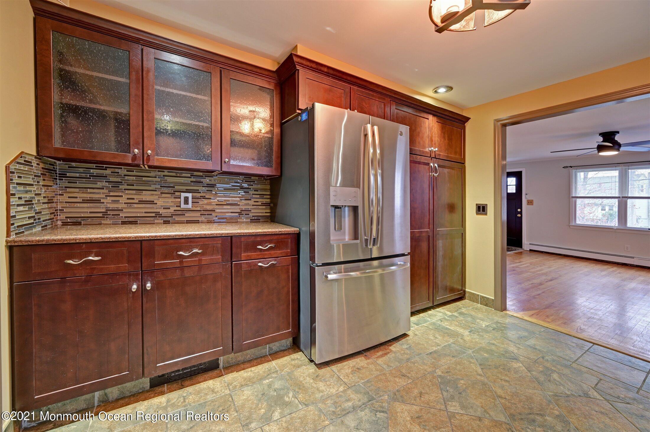 211 Milford Road Neptune Township, NJ 07753 - Photo 10 of 32 10-Kitchen