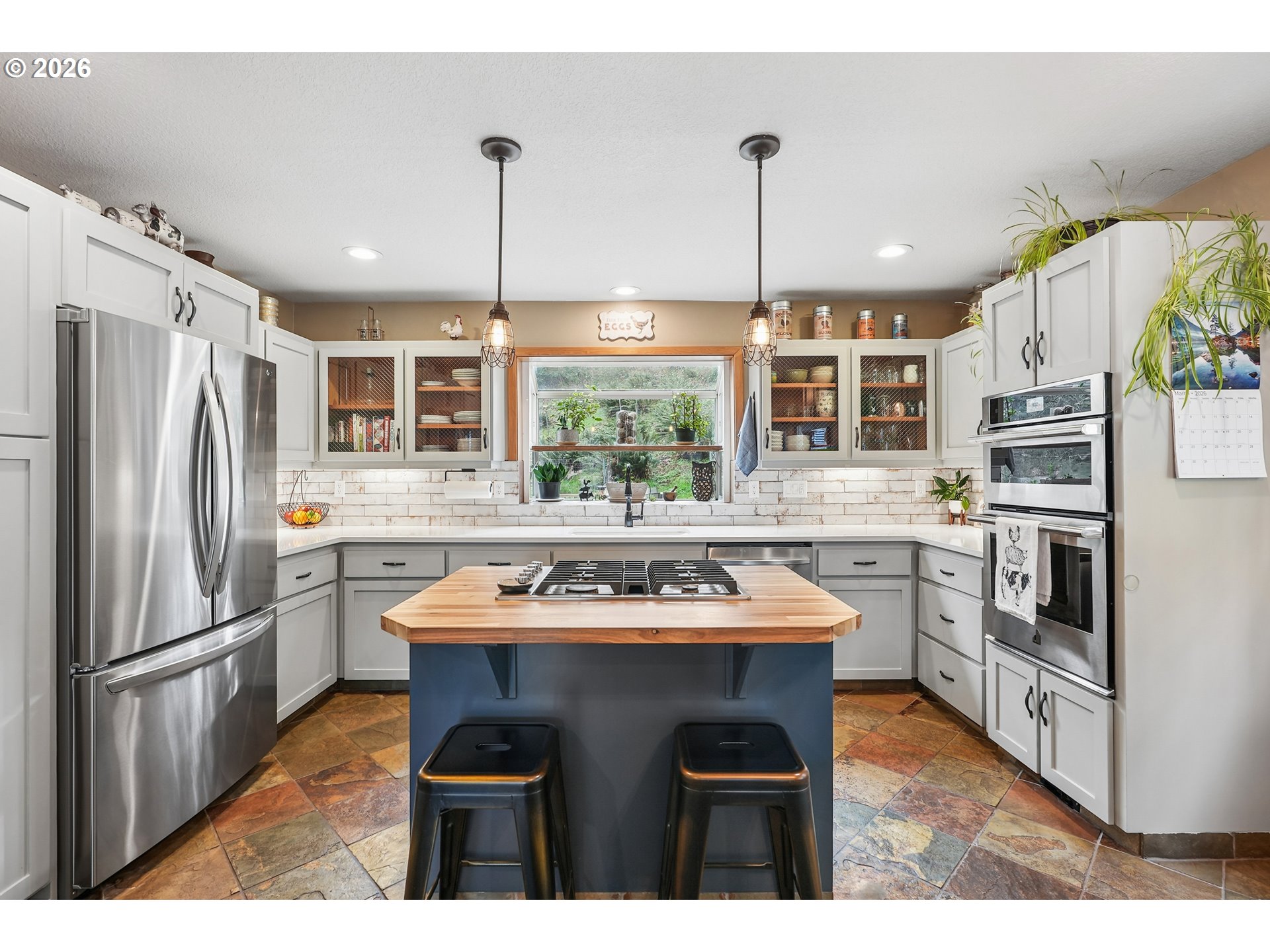 16490 South Bradley Road Oregon City, OR 97045 - Photo 14 of 47 Kitchen