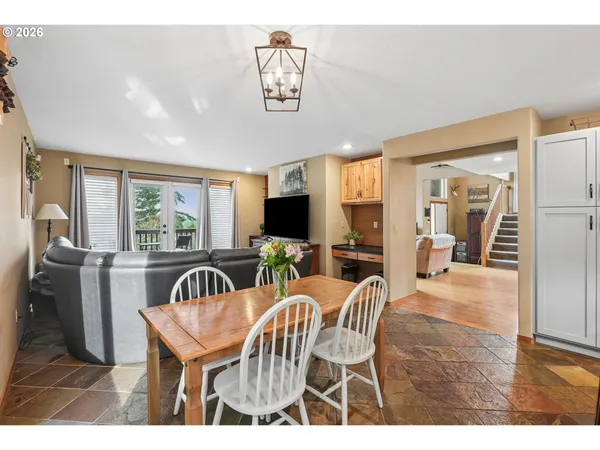 $835,000 | 16490 South Bradley Road, Oregon City, OR 97045