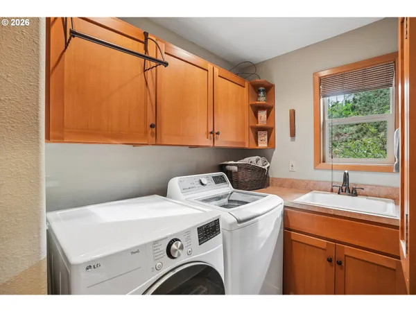 $835,000 | 16490 South Bradley Road, Oregon City, OR 97045