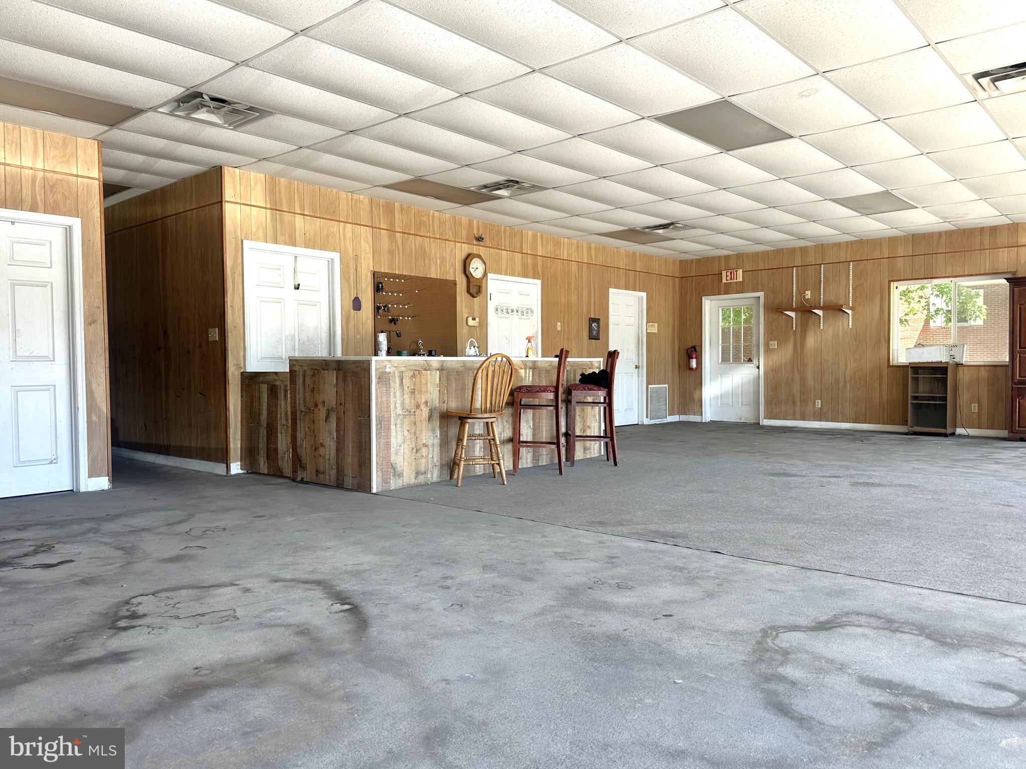 14236 Drapers Mill Road Goldsboro, MD 21636 - Photo 27 of 29 Showroom