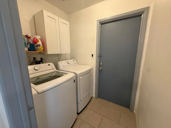 $2,200 | 2714 West Ellis Drive, Tempe, AZ 85282