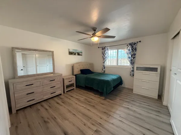 $2,200 | 2714 West Ellis Drive, Tempe, AZ 85282