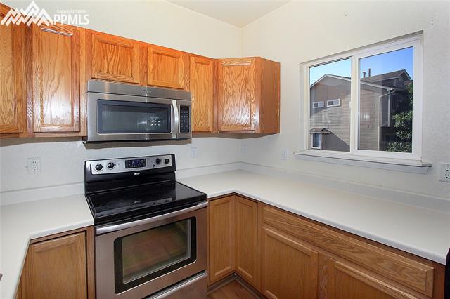 6729 Bismark Road Colorado Springs, CO 80922 - Photo 9 of 25
