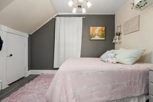 $189,900 | 1208 7th Street East, Menomonie, WI 54751