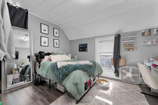 $189,900 | 1208 7th Street East, Menomonie, WI 54751