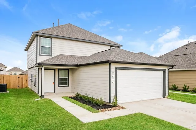 $1,960 | 2424 Carp Drive, Conroe, TX 77384