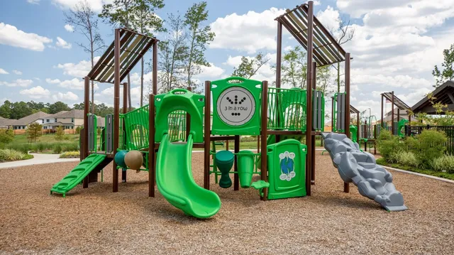 $1,960 | 2424 Carp Drive, Conroe, TX 77384