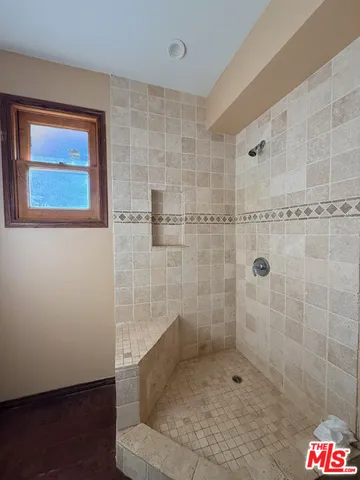 $2,595,000 | 5952 Lubao Avenue, Woodland Hills, CA 91367