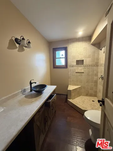 $2,595,000 | 5952 Lubao Avenue, Woodland Hills, CA 91367