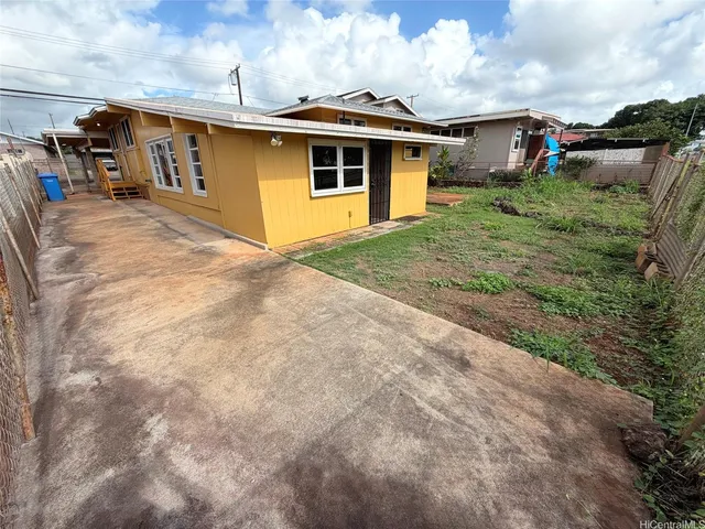 $3,500 | 1468 Noelani Street, Pearl City, HI 96782