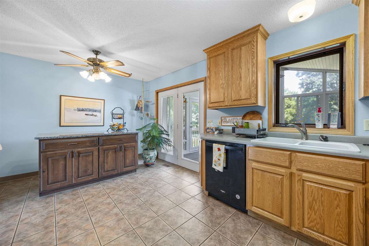 1858 Curtis Bridge Road Northeast North Liberty, IA 52317 - Photo 8 of 68 Gallery Image 8