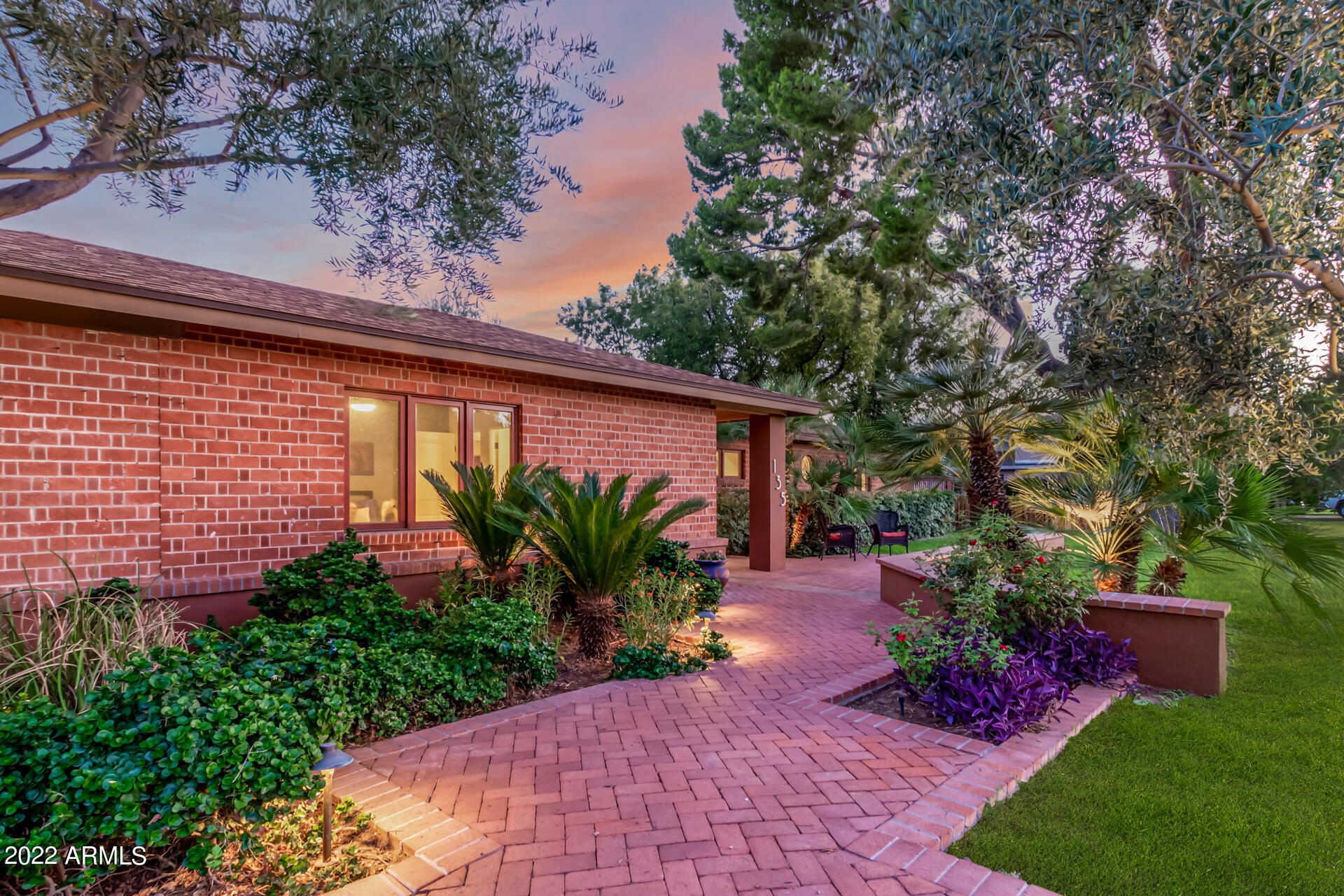 135 East Lamar Road Phoenix, AZ 85012 - Photo 2 of 44 0005-04 - Lamar