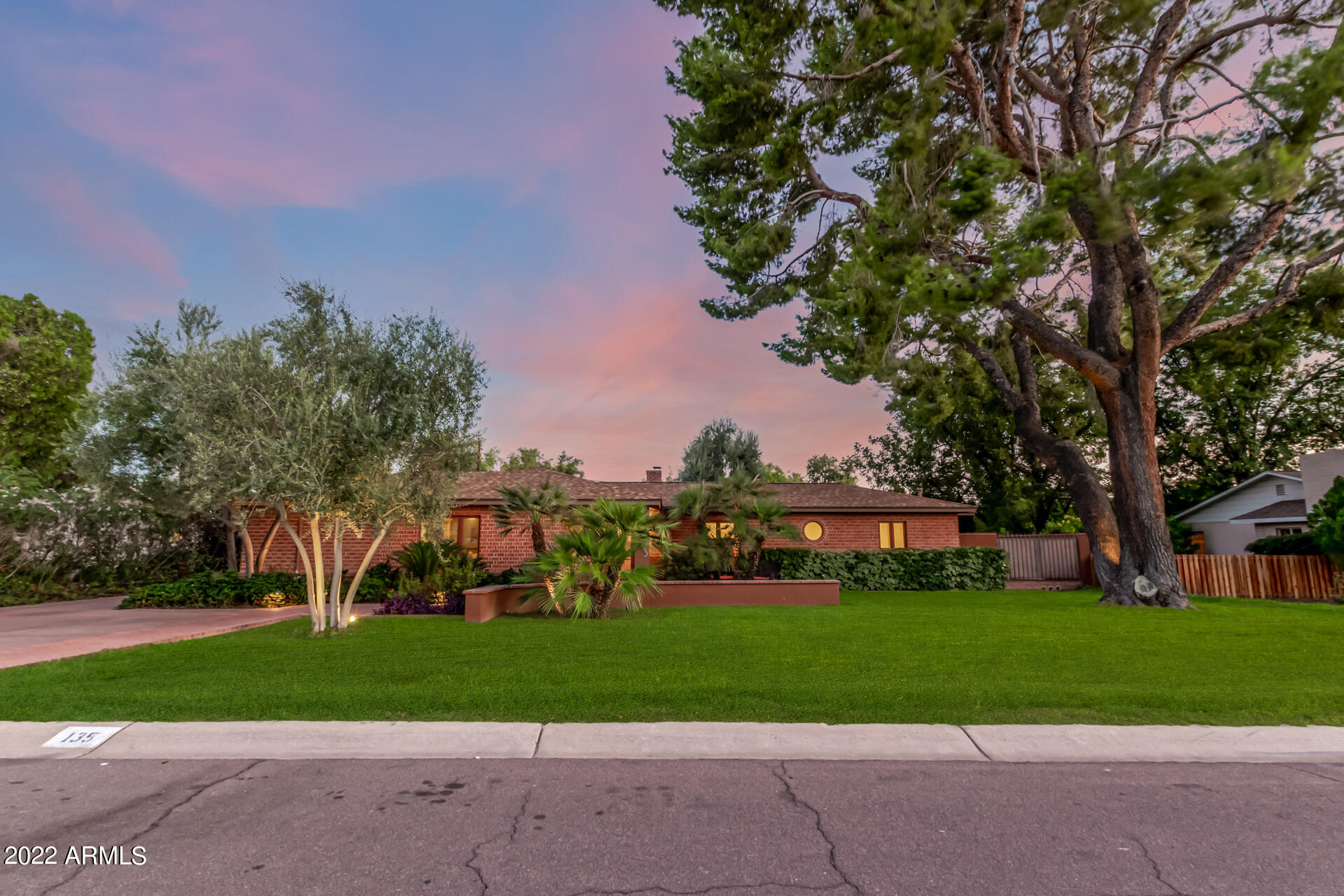 135 East Lamar Road Phoenix, AZ 85012 - Photo 4 of 44 0001-02 - Lamar
