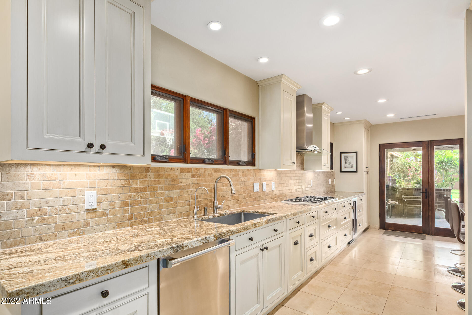 135 East Lamar Road Phoenix, AZ 85012 - Photo 9 of 44 0021-22 - Lamar