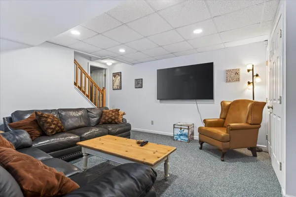 $599,999 | 45 Okemo Way, Mount Holly, VT 05758