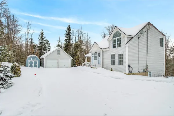 $599,999 | 45 Okemo Way, Mount Holly, VT 05758