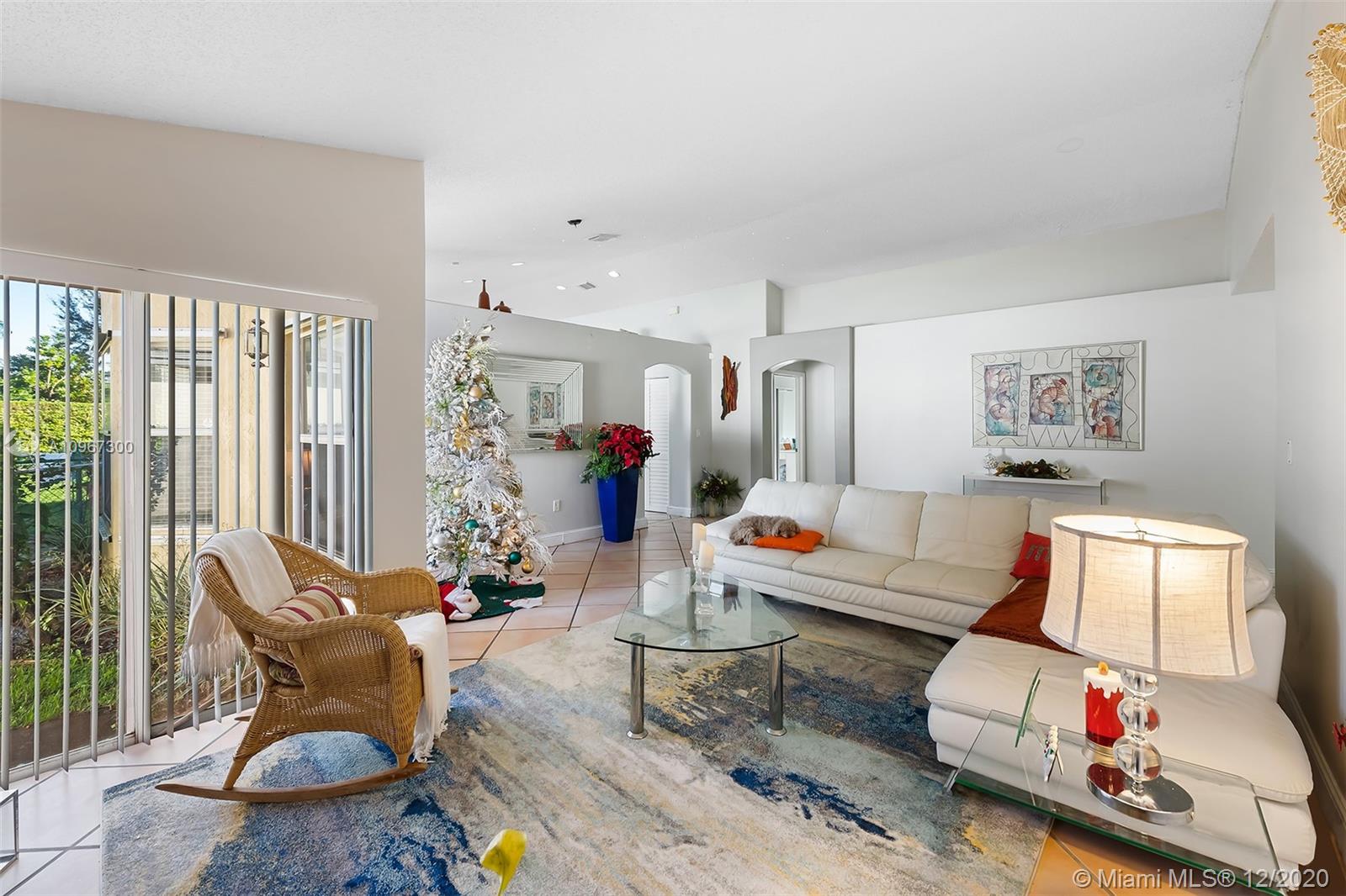 Keystone Lake Pembroke Pines, FL 33029 - Photo 11 of 26