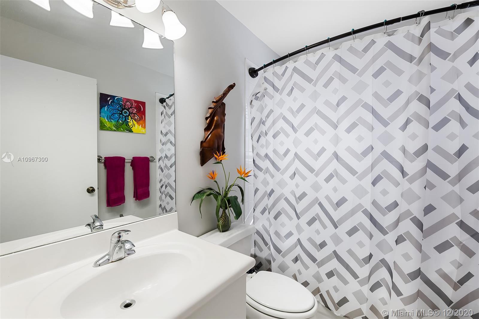 Keystone Lake Pembroke Pines, FL 33029 - Photo 17 of 26