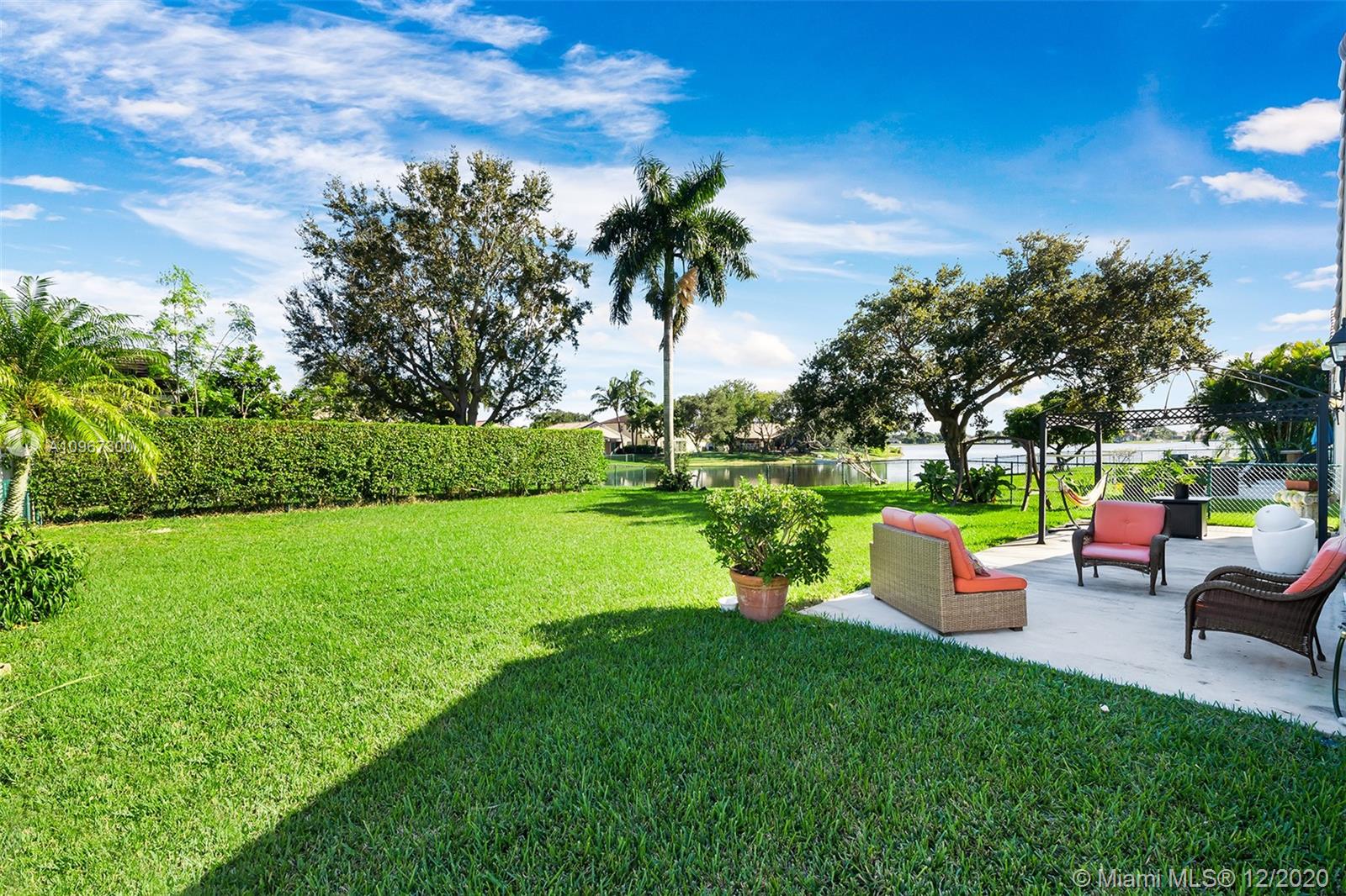 Keystone Lake Pembroke Pines, FL 33029 - Photo 25 of 26