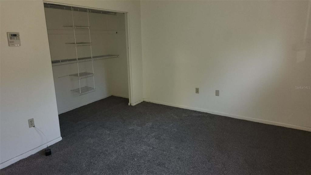 62 Silver Lane Ocala, FL 34472 - Photo 24 of 25 an empty room with closet