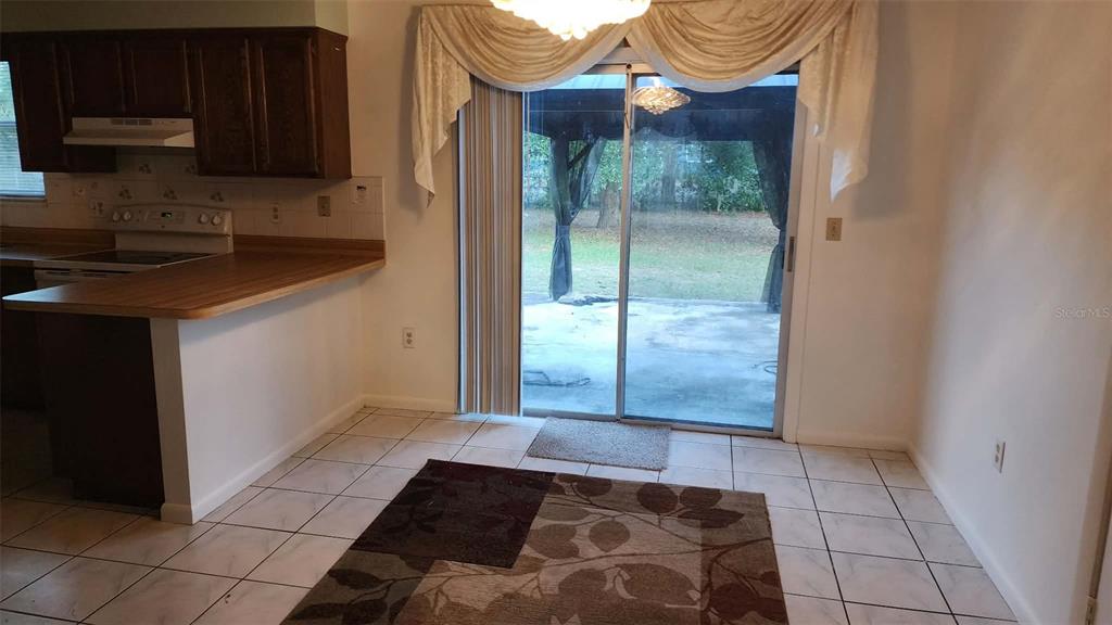 62 Silver Lane Ocala, FL 34472 - Photo 6 of 25 a view of a kitchen
