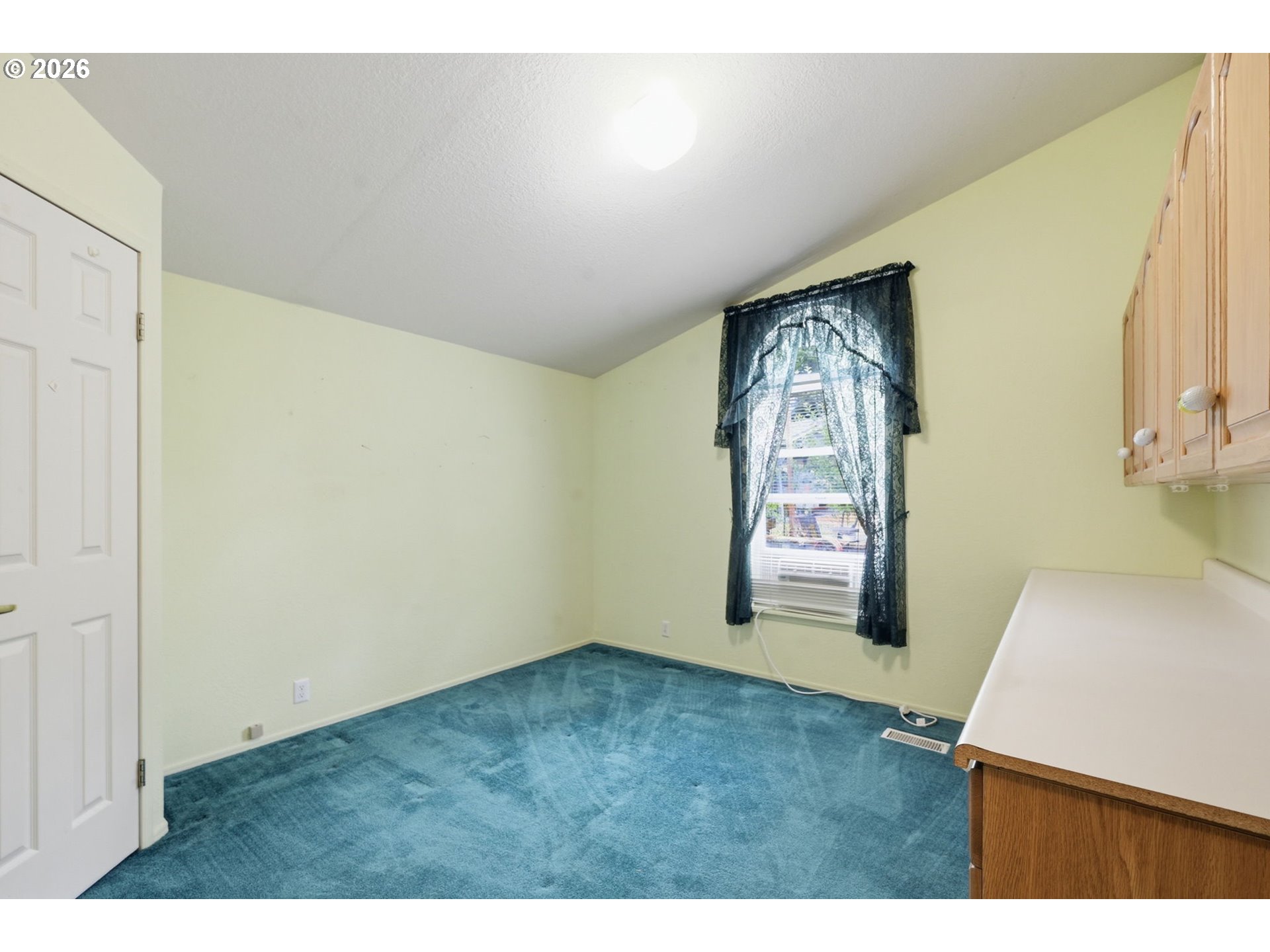 31332 Camas Swale Road Creswell, OR 97426 - Photo 13 of 45