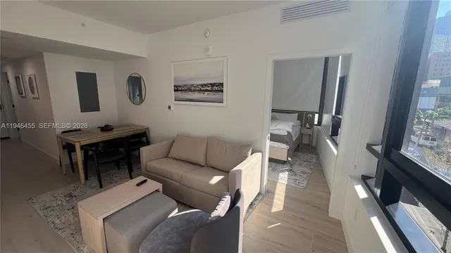 $890,000 | 225 North Miami Avenue, Unit 312, Miami, FL 33128