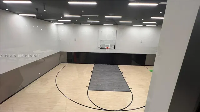 $890,000 | 225 North Miami Avenue, Unit 312, Miami, FL 33128