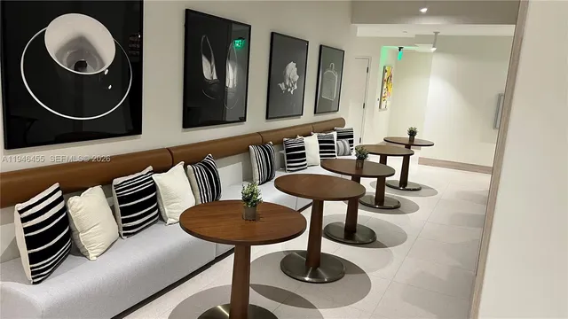 $890,000 | 225 North Miami Avenue, Unit 312, Miami, FL 33128