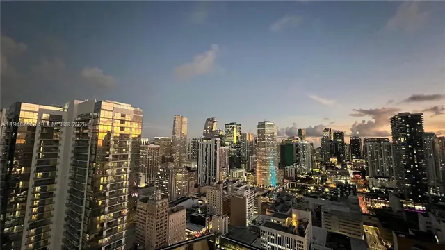 $890,000 | 225 North Miami Avenue, Unit 312, Miami, FL 33128