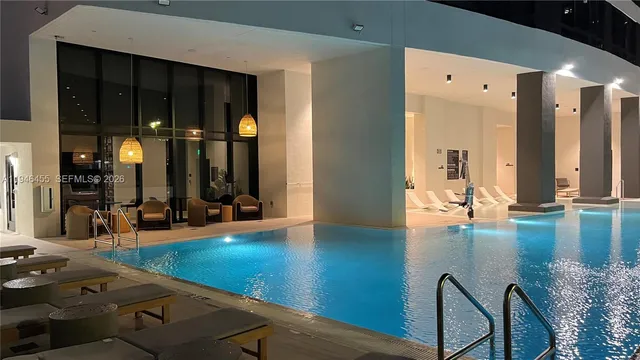 $890,000 | 225 North Miami Avenue, Unit 312, Miami, FL 33128