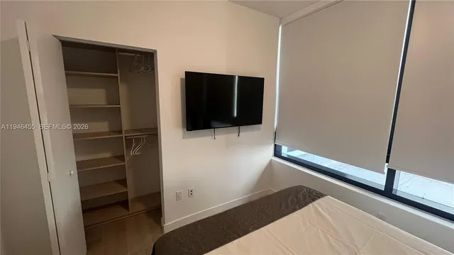 $890,000 | 225 North Miami Avenue, Unit 312, Miami, FL 33128