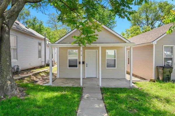 $142,500 | 619 Kiowa Street, Leavenworth, KS 66048