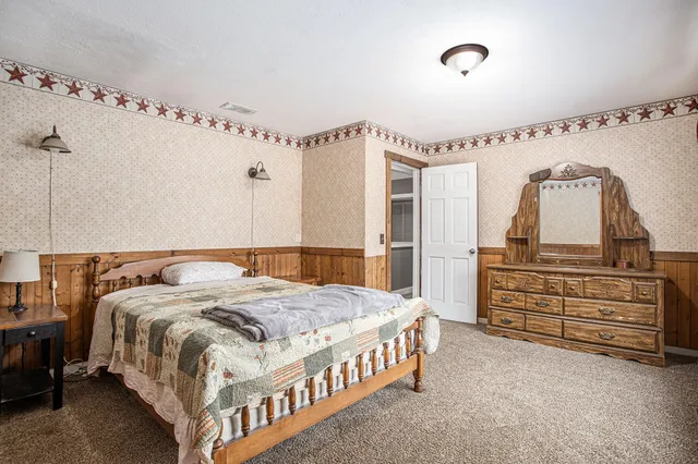 $675,000 | 300 Bethany Drive, Hastings, MI 49058