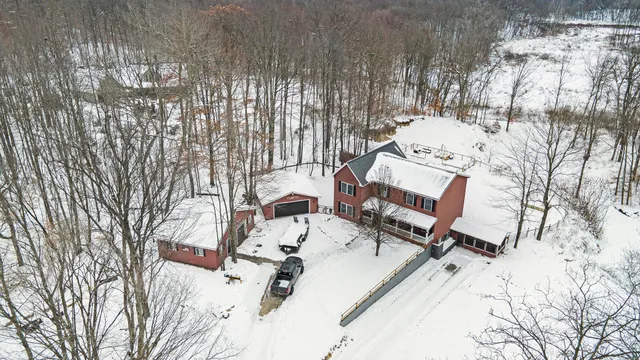 $675,000 | 300 Bethany Drive, Hastings, MI 49058