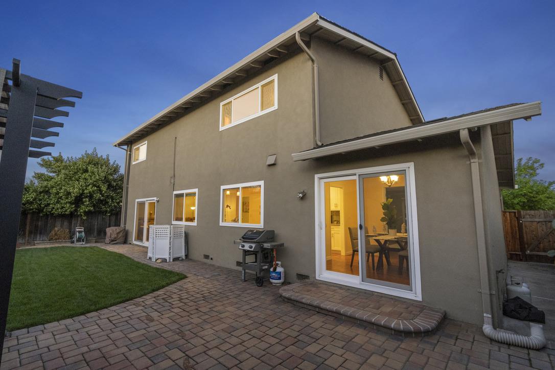535 Hyde Park Drive San Jose, CA 95136 - Photo 22 of 28 a view of outdoor space yard and deck