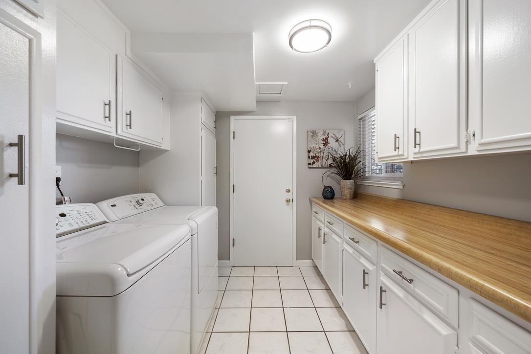 535 Hyde Park Drive San Jose, CA 95136 - Photo 28 of 28 a view of a kitchen with white cabinets