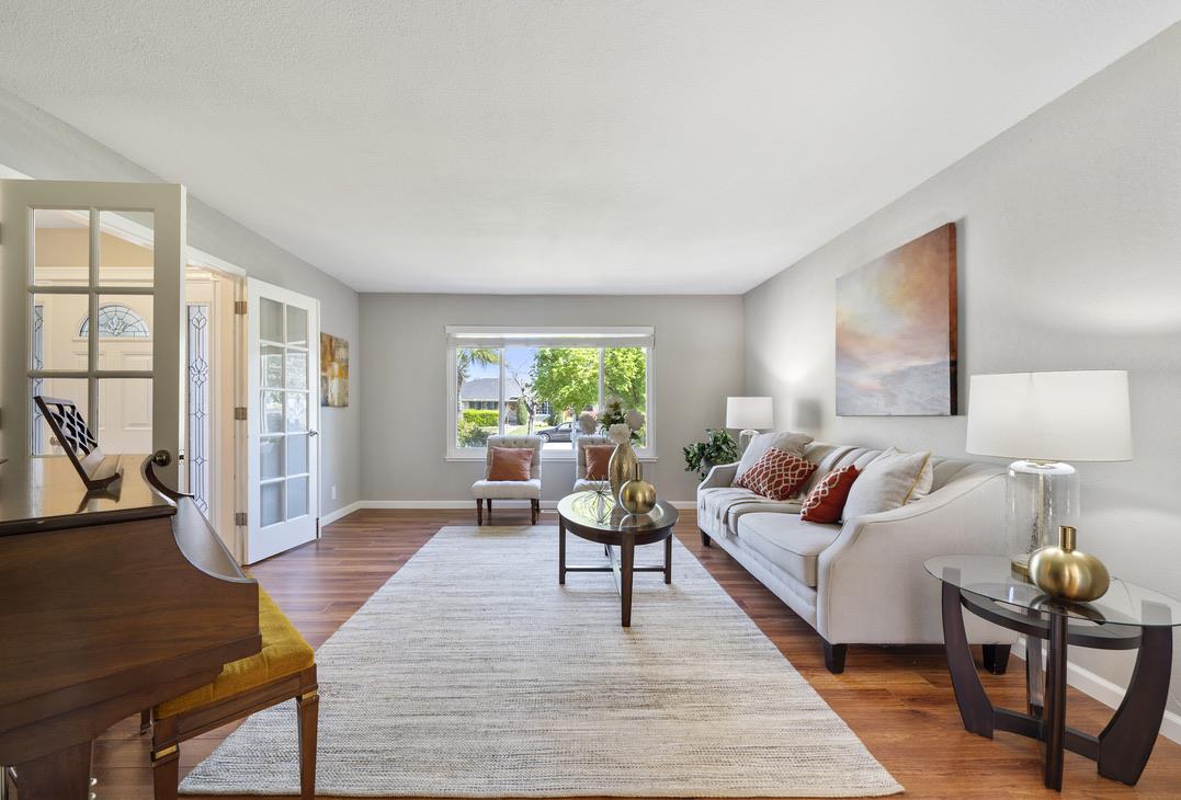 535 Hyde Park Drive San Jose, CA 95136 - Photo 8 of 28 a living room with furniture and a wooden floor