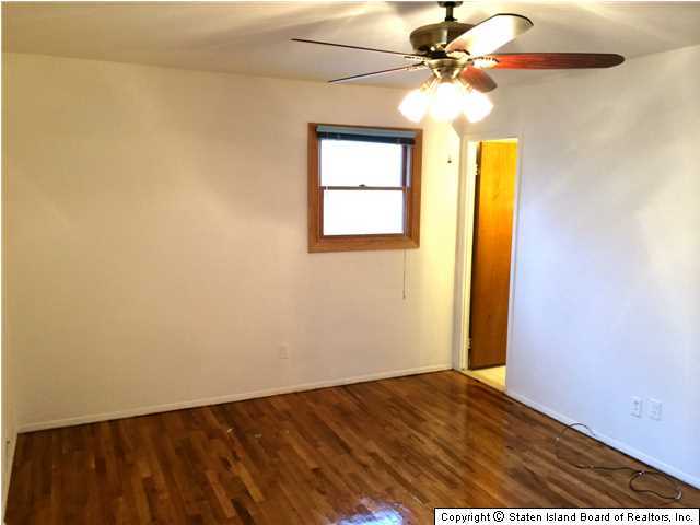 92 Middle Loop Road Staten Island, NY 10308 - Photo 18 of 20 Additional Photo